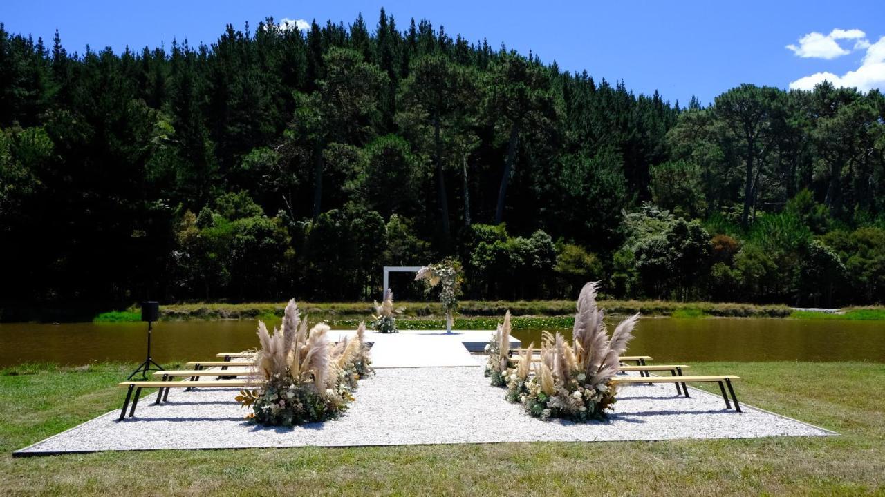 Hus - Boutique Venue & Accommodation Riverhead Bagian luar foto